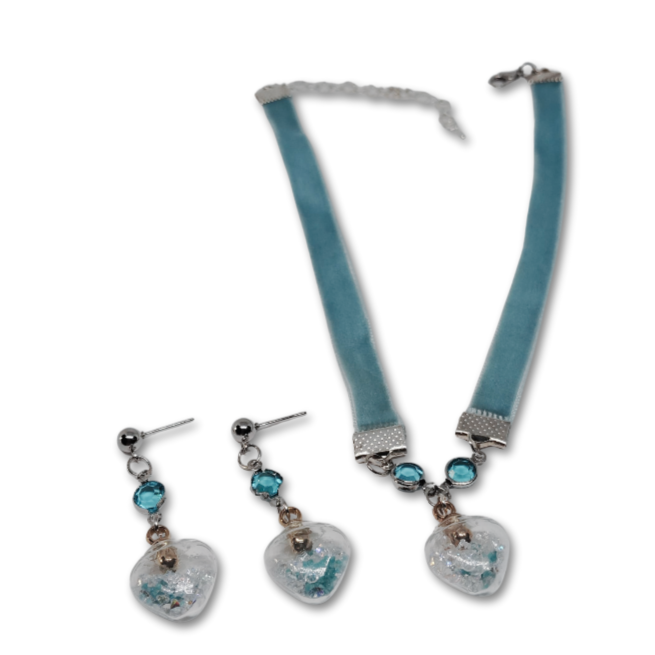 The Everyday Radiance gift set for women featuring blue ocean themed necklace and earrings