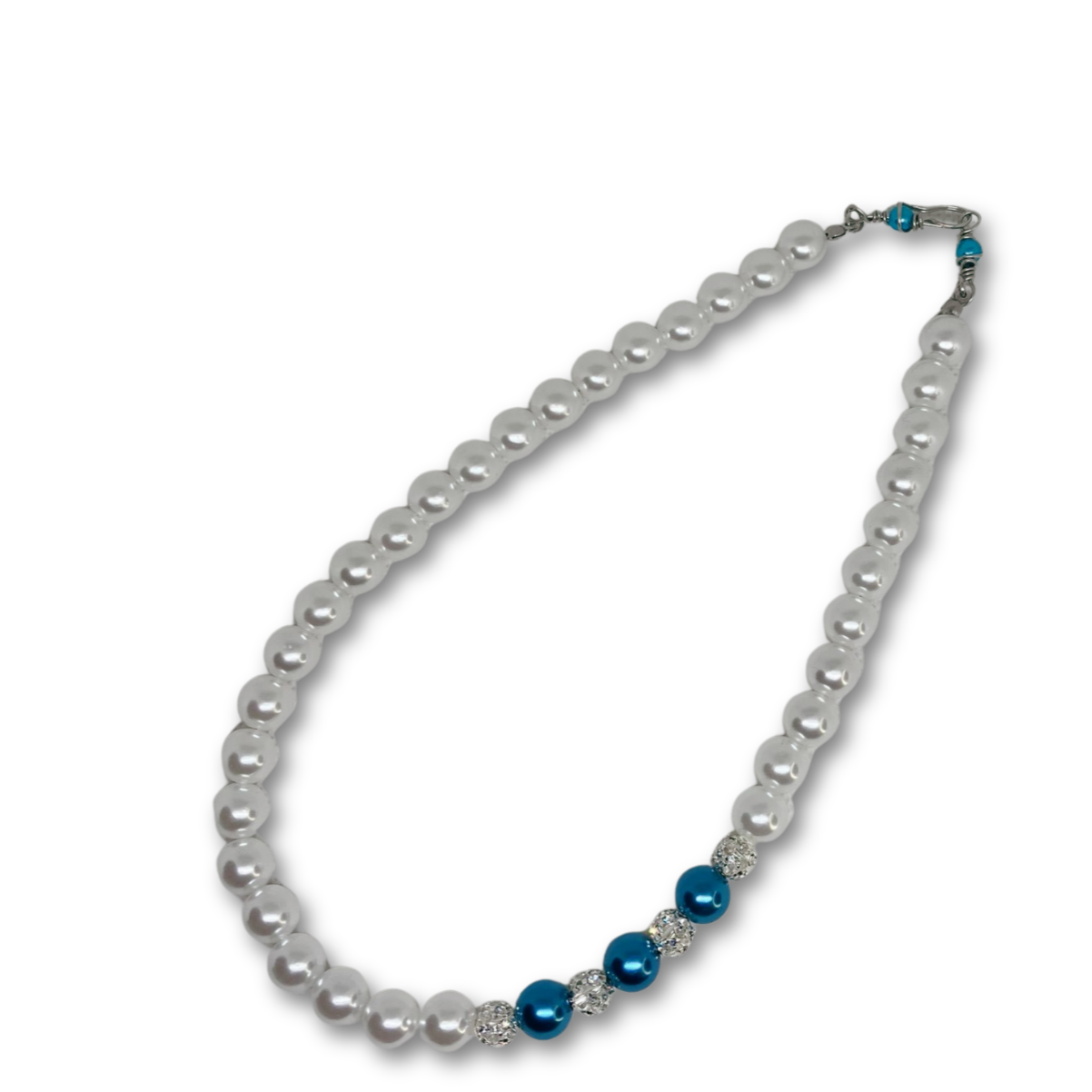 Pearl Necklace with alternating white and blue pearls.