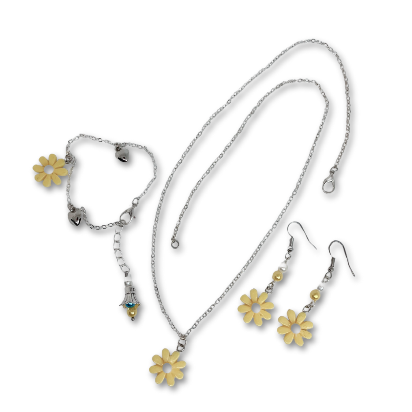 Jewelry set consisting of necklace, bracelet and earrings.
