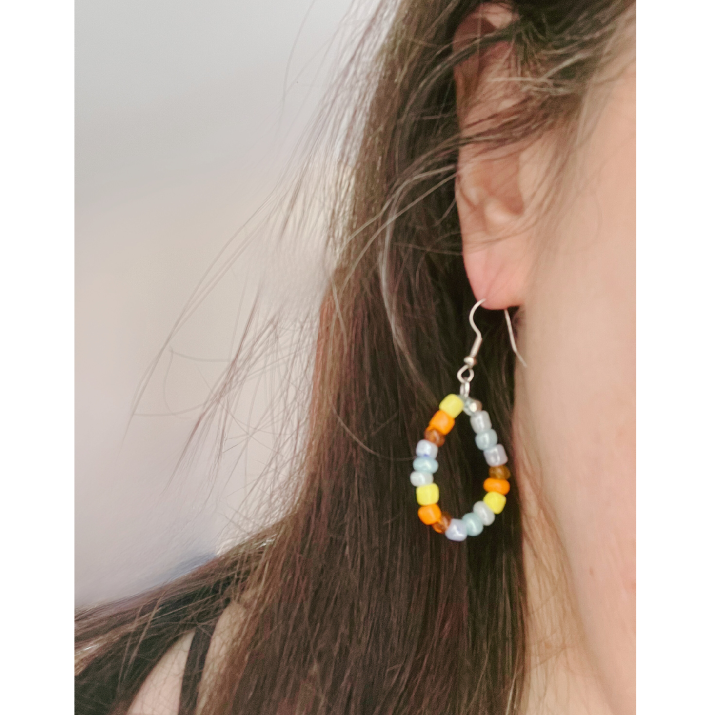 Multi color beads earrings.