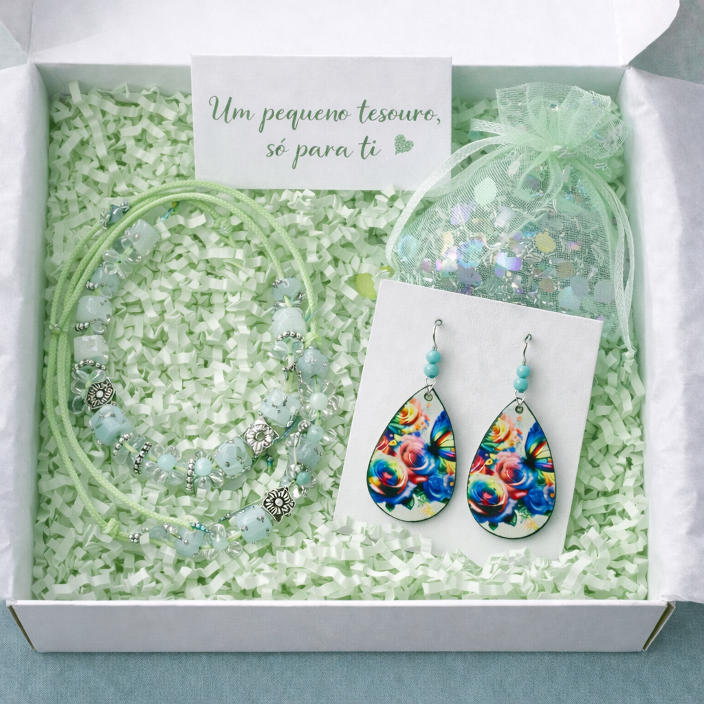 Gift box with necklace, bracelet, earrings and sun catcher