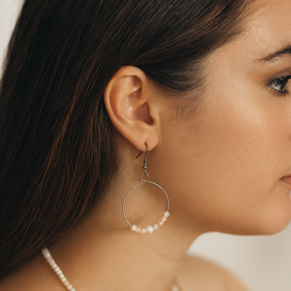 Pastel loop earrings.