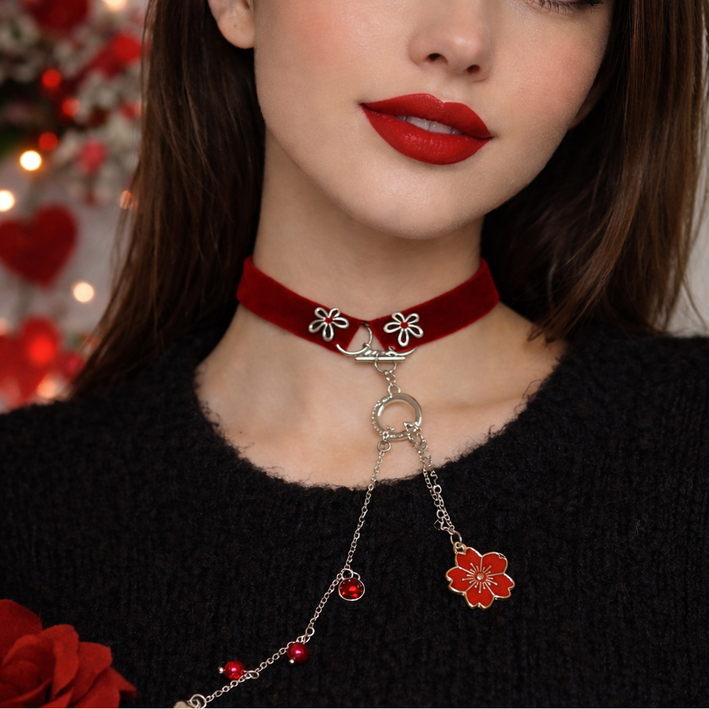 Red velvet choker